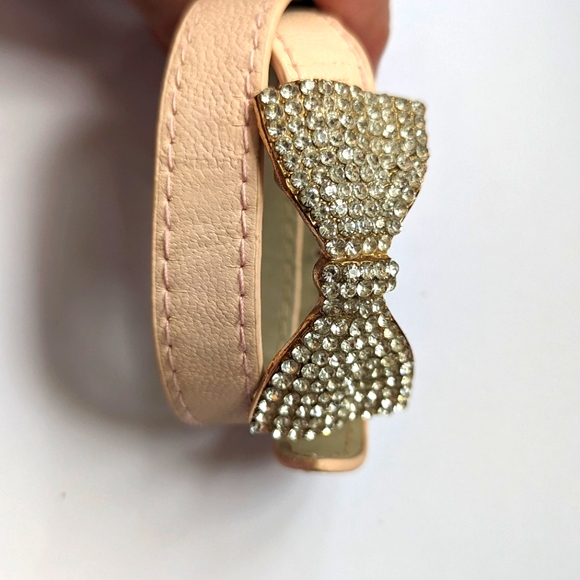 Wrap bracelet with clear stones bow. - Picture 2 of 2